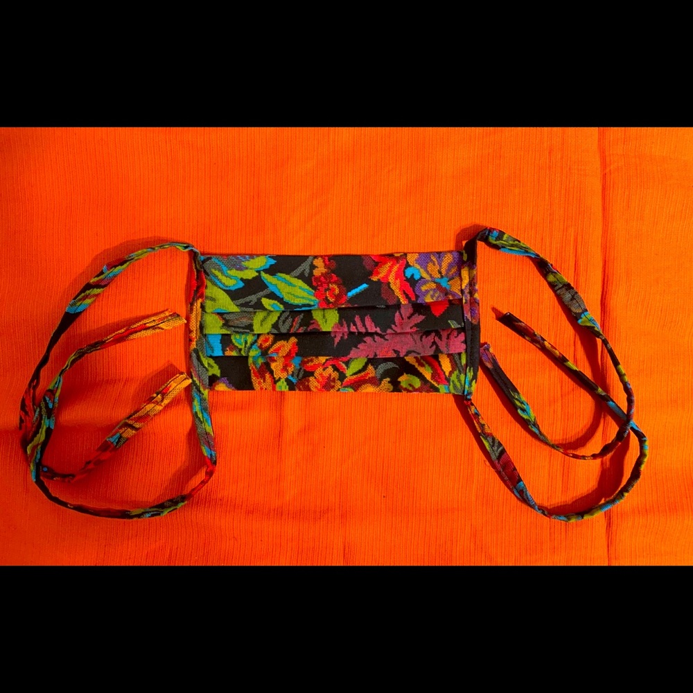 Hand Crafted Headwrap & Mask Set - Picture 3 of 5